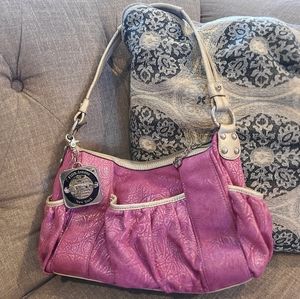 Kathy Van Zeeland Shoulder Bag in Magenta Pink